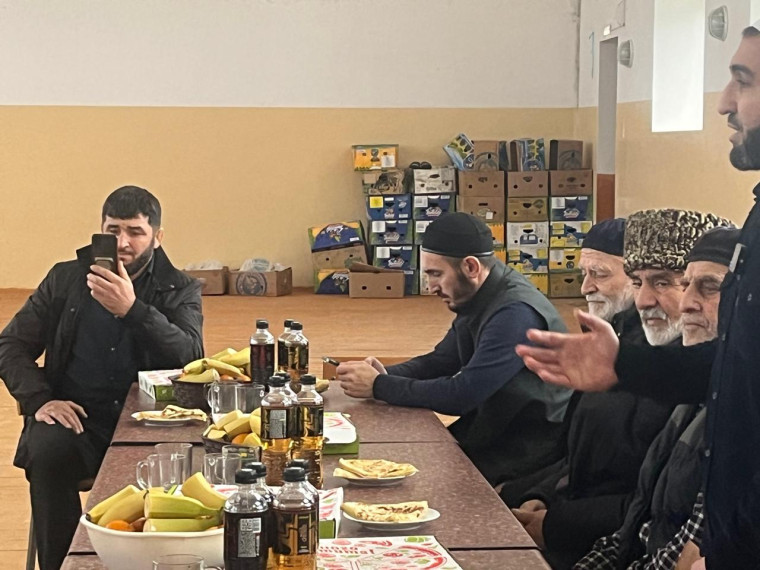 мероприятие, которое было организовано имамом мечети и джамаатом села Уцмиюрт.